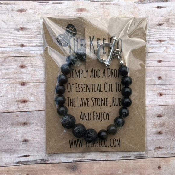 Quartz Aromatherapy Bracelet - Picture 5 of 6